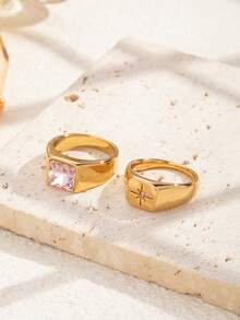 2 buah cincin minimalis modis berbahan stainless steel berwarna emas, bertatahkan rhinestones merah muda, cocok untuk pemakaian sehari-hari wanita atau sebagai hadiah. - Yellow Gold - View 1