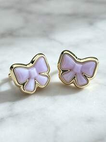 1 Pair Sweet Style Dopamine Resin Gold-Rimmed Bow Stud Earrings For Women, Daily Commute, Date, Versatile Earrings (Non-Metal Parts Are Handmade Drip Glue Gradient Craft, Each Earring Has Slight Differences In Color Depth And Pattern, Cannot Be Perfectly Identical, Which Is Normal) - Yellow Gold - View 3