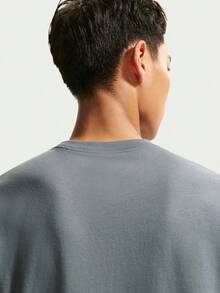 Nike Men's AS M NSW CLUB TEE Short Sleeve T-Shirt Knit Collarless Short TAR4999-086 - Light Grey - View 4