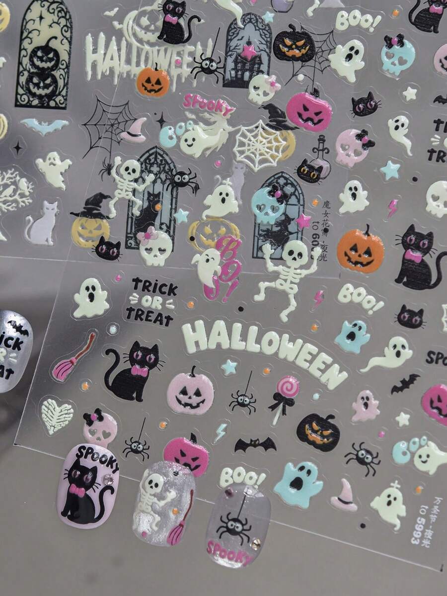 1pc 5D Luminous Effect Halloween Nail Stickers Skull Ghost Pumpkin Bat Self Adhesive Nail Art Decals - Multicolor - View 1