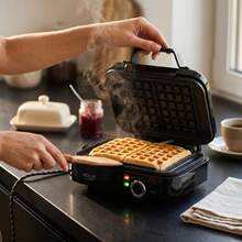 ADLER AD 3065 Waffle Maker 2000W, Double Belgian Waffle Iron With Deep Non-Stick Plates, Adjustable Temperature Control, Cool-Touch Handle, Power And Baking Indicator Lights, Anti-Slip Feet, Upright Storage And Cord Storage For 2 Large Waffles - EU E Type Plug(220-240V) - View 3