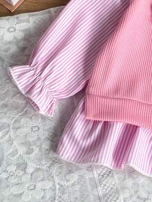 2pcs Baby Girl Casual Preppy Style 3D Flower Long Sleeve Striped Patchwork Ribbed Sweatshirt & Embroidered Denim Pants Set, Thin For Spring/Autumn - Pink - View 5