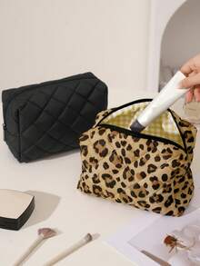 Quilted Octagonal Cosmetic Bag, Casual Handbag With Cute Floral Pattern Zipper Closure, Can Be Used As Skincare Bag, Toiletry Bag Or Travel Organizer; Warm Down Texture, Fashionable And Practical, Suitable For Back To School Season And Various Travel Occasions - Multicolor - View 9