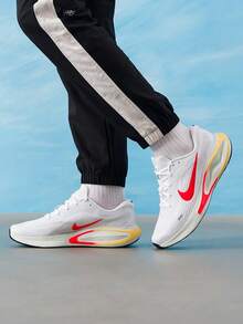 Nike Journey Run Men's Cushioned Lightweight Non-Slip Durable Round Toe Support Training Running Shoes - White Red - View 1