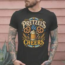 Camiseta Gráfica Unisex de Algodón Grueso para el Festival de Cerveza Oktoberfest, Pretzels and Cheers - Negro - Ver 1