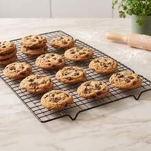 1pc Non-Stick Black Baking Cooling Rack, Iron Cake Bread Cooling Grid, Kitchen Baking Tool Accessory - View 7