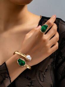 Gold + Dark Green