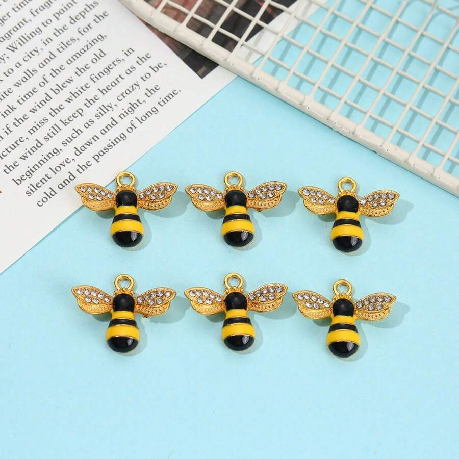 30/50pcs Gold Bee Charm Pendant, Decorated With Black And Yellow Enamel, Exquisite Craftsmanship, Ideal For DIY Necklace, Bracelet, Earring Making, Perfect Gift - Multicolor - View 1