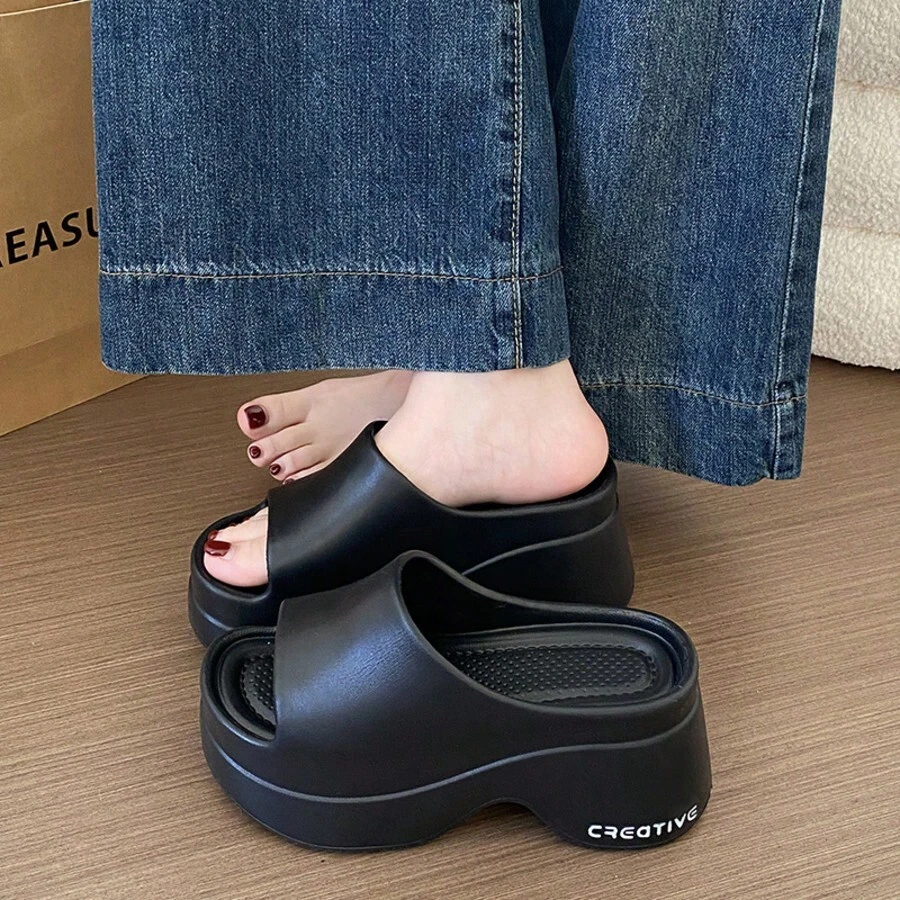 女款字母印花坡跟厚底一腳蹬涼鞋,純黑色厚底EVA一腳蹬穆勒鞋,防滑增高休閒夏季沙灘拖鞋 - 黑色 - 查看 1