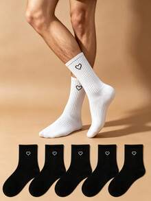 1/3/5 Pairs Men's Mid-Calf Socks, Black & White Heart Pattern Socks, Unisex Sports Socks, Korean Style Versatile Black & White Heart Mid-Calf Socks, All-Season Wear, Soft & Breathable, Skin-Friendly & Comfortable, High Elasticity, Moisture-Wicking & Sweat-Absorbing, Durable & Non-Tight; Suitable For Daily Commute, Casual Wear, Basketball, Cycling, Hiking, Running And Other Sports, Sports Socks, Fitness Training Socks. - Multicolor - View 2
