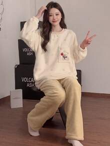 两件套女士黄色波点法兰绒蓬松睡衣套装，卡通熊刺绣，冬季抽绳家居服，舒适保暖服 - 黃色 - 查看 1