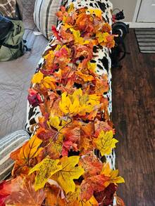 1pc Autumn Maple Leaf Wreath, Artificial Autumn Leaf Garland, Suitable For Thanksgiving, Home, Wedding, Fireplace, Party, Halloween Decoration, Christmas Decoration - Autumn Colors - View 1