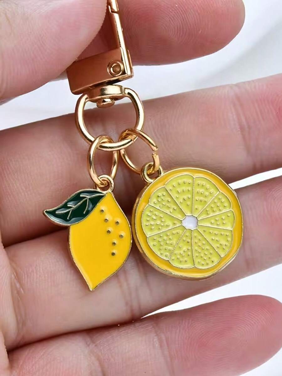 1pc Fresh Lemon Slice And Lemon Fruit Keychain, Fashionable, Personalized, Creative DIY Alloy Drip-Coated, Unisex Bag, Car Key, Clothing Key Hanger - Gold - View 1