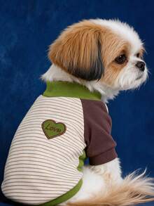 PETCIRCLE 1件寵物衣服 小狗幼犬適用 可愛防風保暖 簡約百搭 柔軟親膚 咖啡色條紋愛心圓領毛衣 - 綠色 - 彩色 - 查看 2