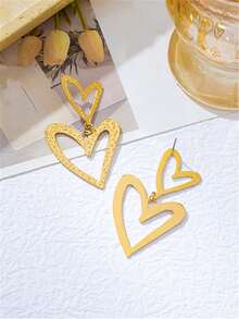 1 Pair Heart-Shaped Earrings, European And American Fashion Asymmetrical Hollow Heart Stud Earrings, Minimalist Design Earrings For Women - Yellow Gold - View 3
