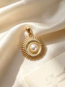 Luxury Vintage Engagement Style 3D Sun Pattern Daisy Flower Pearl Stainless Steel DIY Pendant, Hammered Texture Gold Pendant, Waterproof Sweat-Resistant Non-Oxidizing, Suitable For Graduation Party, Engagement Party, Wedding, Indoor Concert, Luxury Dinner, Can Be Paired With Various Pendants For Layering, Anniversary Gift For Girlfriend, Mom High-End Commemorative Accessory - Multicolor - View 6