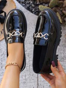 Women's Heart Chain Rhinestone Patent Leather Thick Sole Loafers, Height-Increasing Non-Slip Chunky Sole Slip-On Casual Commute Shoes, Preppy Style - Black - View 1