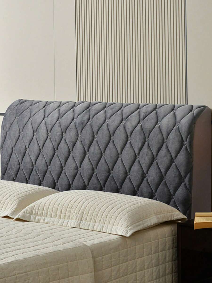 1 Piece Of Diamond-Shaped Heart Full-Wrap Ultra-Soft And Smooth Quilted Headboard Cover. Thick Milk Velvet Plain-Colored Back Cover For Dust Protection. Comfortable To Lean On. Elastic Pull On The Back. Room Headboard Decoration. - Dark Grey - View 1