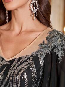 [Random Print] UNITHORSE Women V-Neck Sequin Patchwork Chiffon Fitted Elegant Evening Dress - Black - View 4