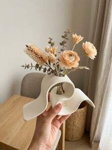 1pc Modern Minimalist Curved 3D Printed Vase, Creative Ribbon Shaped Dried Flower Holder, Nordic Style Desktop Decor Flower Pot, Home Office Living Room Decoration - Multiple Styles - View 10