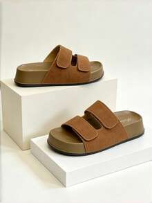 Zapatos de mujer Zapatos planos de mujer Sandalias de verano para mujer Sandalias elegantes de mujer Sandalias planas de mujer Sandalias de mujer Sandalias lindas Chanclas Sandalias planas con cierre de gancho y bucle Zapatos de mujer Sandalias color caqui Zapatos planos versátiles Sandalias de playa Suela blanda Punta abierta Pantuflas de verano Zapatos de mujer Zapatos para compras y uso al aire libre Pantuflas Pantuflas de verano - Caqui - Ver 4
