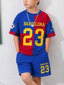Conjunto de 2 piezas de camiseta de manga corta y pantalones cortos con bloques de color rojo & azul para niños, conjunto deportivo de jersey para niños con estampado de letra BARCELONA & número 23 - Rojo - Ver 5