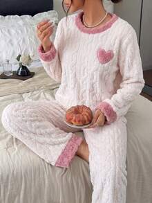 Dreamivo Autumn/Winter Thickened Coral Fleece Home Lounge Set, Embroidered Heart Contrast Color Collar & Cuffs Casual 2 Pieces Set - White - View 1