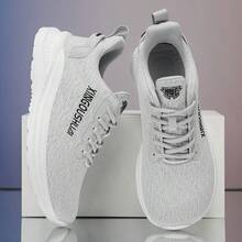 Zapatillas de running con parte superior de malla texturizada degradada y amortiguación para hombres y mujeres, estampado de letras en el lateral, suela gruesa de espuma ligera, antideslizantes y resistentes al desgaste, transpirables y sin sensación de sofoco para verano, para correr largas distancias al aire libre, fitness, desplazamientos diarios, versátiles para parejas, estilo casual deportivo, disponibles en múltiples colores - Gris - Ver 19