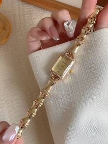 女士金色方形手鍊腕錶，精緻小巧，適合日常配戴，生日/畢業禮物，休閒聚會 - 金色 - 查看 4