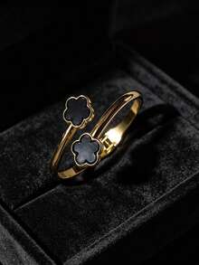 1/3pcs Luxury Metal Geometric Five-Leaf Clover Women's Lucky Bracelet (No Gift Box) - Yellow Gold - View 4