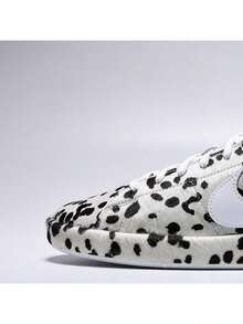 Nike 男款 TENNIS CLASSIC CS PRM CHEW DOG 低筒網球鞋 JA8560-100 - 黑與白 - 查看 3