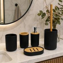 Kit Banheiro Conjunto 5 Peças Acessórios De Lavabo Plástico Madeirado Porta Sabonete Luxo Para Pia - Multicolorido - Visão 4