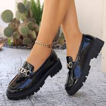Women's Heart Chain Rhinestone Patent Leather Thick Sole Loafers, Height-Increasing Non-Slip Chunky Sole Slip-On Casual Commute Shoes, Preppy Style - Black - View 3