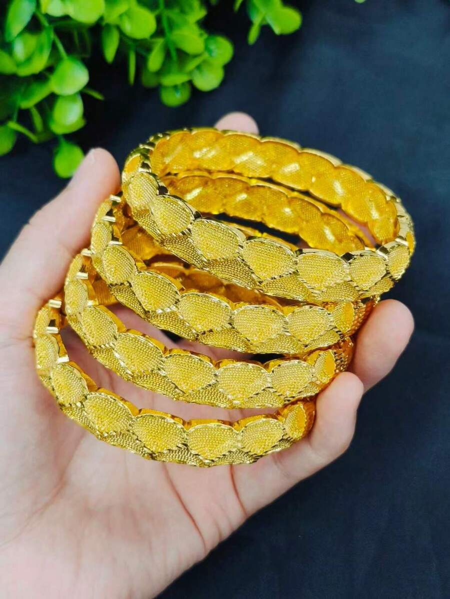 Fashionable Women's Gold Hollow Buckle Bracelet Jewelry, Saudi Arabia Europe America Middle East Dubai Bride Wedding Banquet Mother's Day Birthday Gift For Mom Girlfriend Sister, Alloy Bracelet