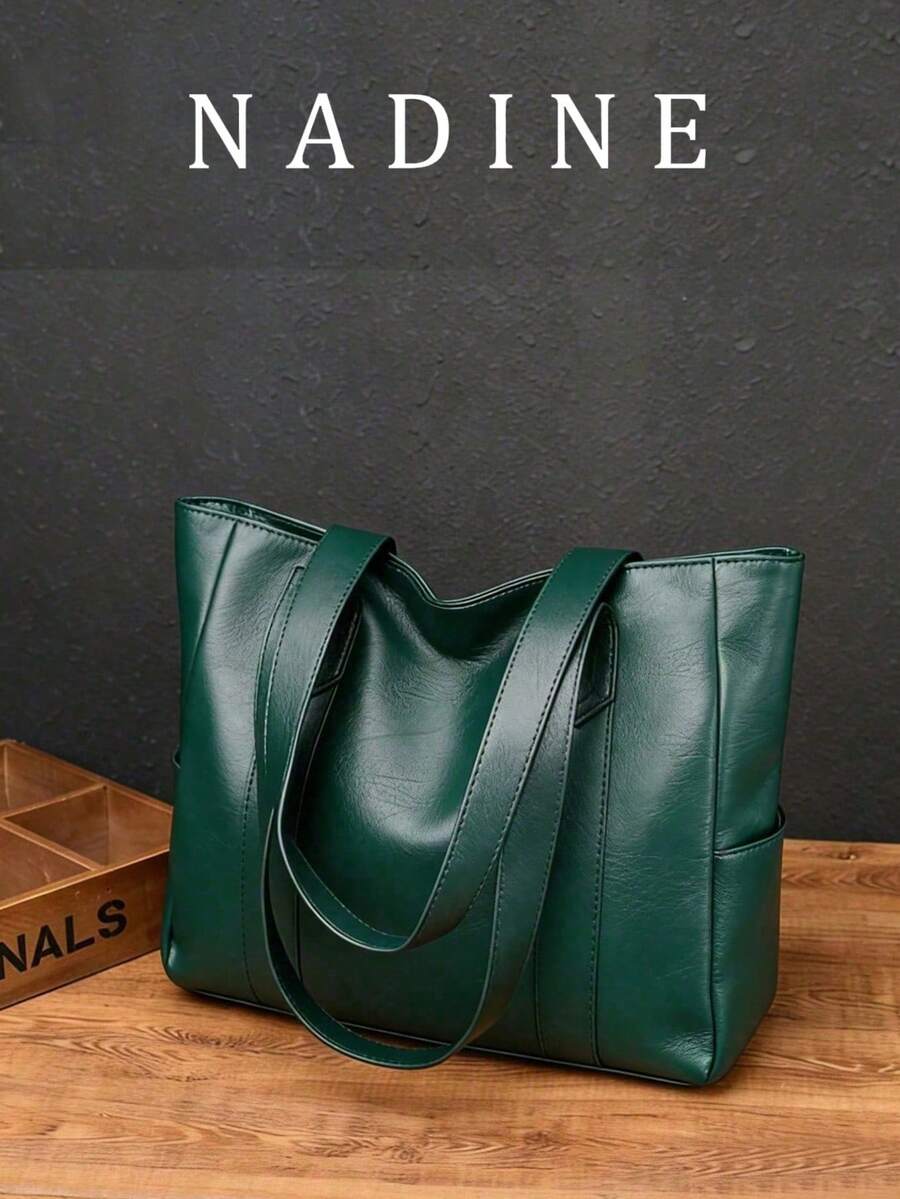 A New Diamond Pattern Bowling Bag, Zipper Closure, Made Of Solid Color PU Material. This Is A Large Capacity Handbag, Perfect For Autumn/Winter Use, With A Fashionable Texture. Can Be Carried As A Shoulder Bag, With A Vintage Style, Very Suitable For Commuting To Work, Students Can Also Use It For Classes. Very Suitable For Women's Daily Use - Green - View 1