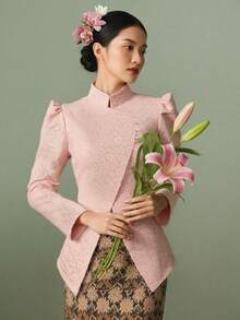 現代優雅女款襯衫，立領設計，不對稱剪裁，優雅風格，3D花卉圖案，娘惹風上衣 - 粉色 - 查看 1