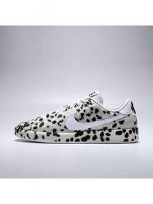 Nike 男款 TENNIS CLASSIC CS PRM CHEW DOG 低筒網球鞋 JA8560-100 - 黑與白 - 查看 1