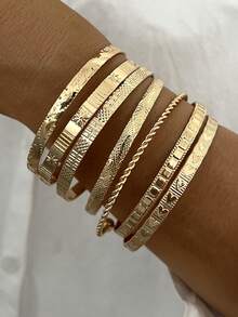 12/7pcs Vintage Elegant Wide Plain Metal Disc Beaded Elastic Bracelet Set, Suitable For Women's Daily, Party, Vacation And Multiple Occasions, Gift - Gold - View 6