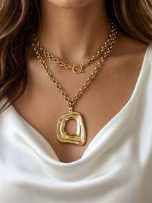 1pc Geometric Metal Exaggerated Chain Square & Round Asymmetric Pendant Necklace For Women - Gold 2 - View 1