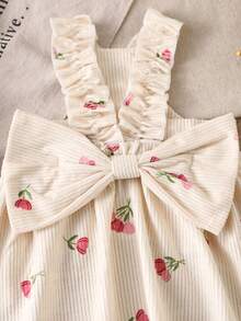 Atasan Corduroy Motif Anjing Vintage, Camisole Bergaris Vertikal Corduroy Motif Kartun Bunga di Seluruh Permukaan dengan Hiasan Ruffle - Aprikot - View 6