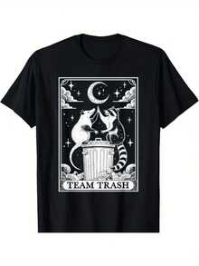 Tarot Card Vintage Team Trash Crescent Moon Opossum Raccoon T-Shirtmit Einem Retro Y2K Street Style. This Unisex Top Is Suitable For All Seasons. - 黑色 - 查看 1