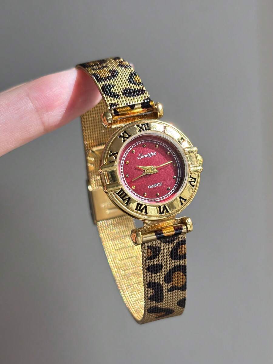 Oval Gold Women's Quartz Watch Fashionable And Exquisite Retro Design Artistic And Antique Daily Matching Gift - Gold - View 1