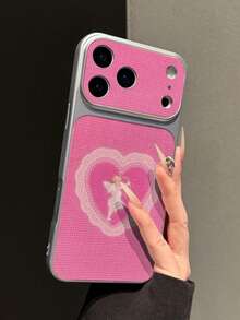1 buah Casing Ponsel Kulit Tekstur Leci dengan Motif Hati Kotak-kotak Merah Mawar dan Malaikat Cupid, Tepi Perak, Perlindungan Penuh 2mm, Tahan Guncangan, Lubang Presisi Kreatif, Jendela Tampilan Besar Timbul, Lensa Lubang Presisi 18PM yang Dapat Diganti dengan Cepat, Cangkang Lembut, Cocok untuk Penggunaan Sehari-hari, Cocok untuk iPhone 18Pro/18Promax/17/17Pro/17PROMAX/16/16Pro/16PLUS/16PROMAX/15/11/12/13/14/15Pro/14Pro/13Pro/15PROMAX/14PROMAX/13PROMAX - MultiWarna - View 3