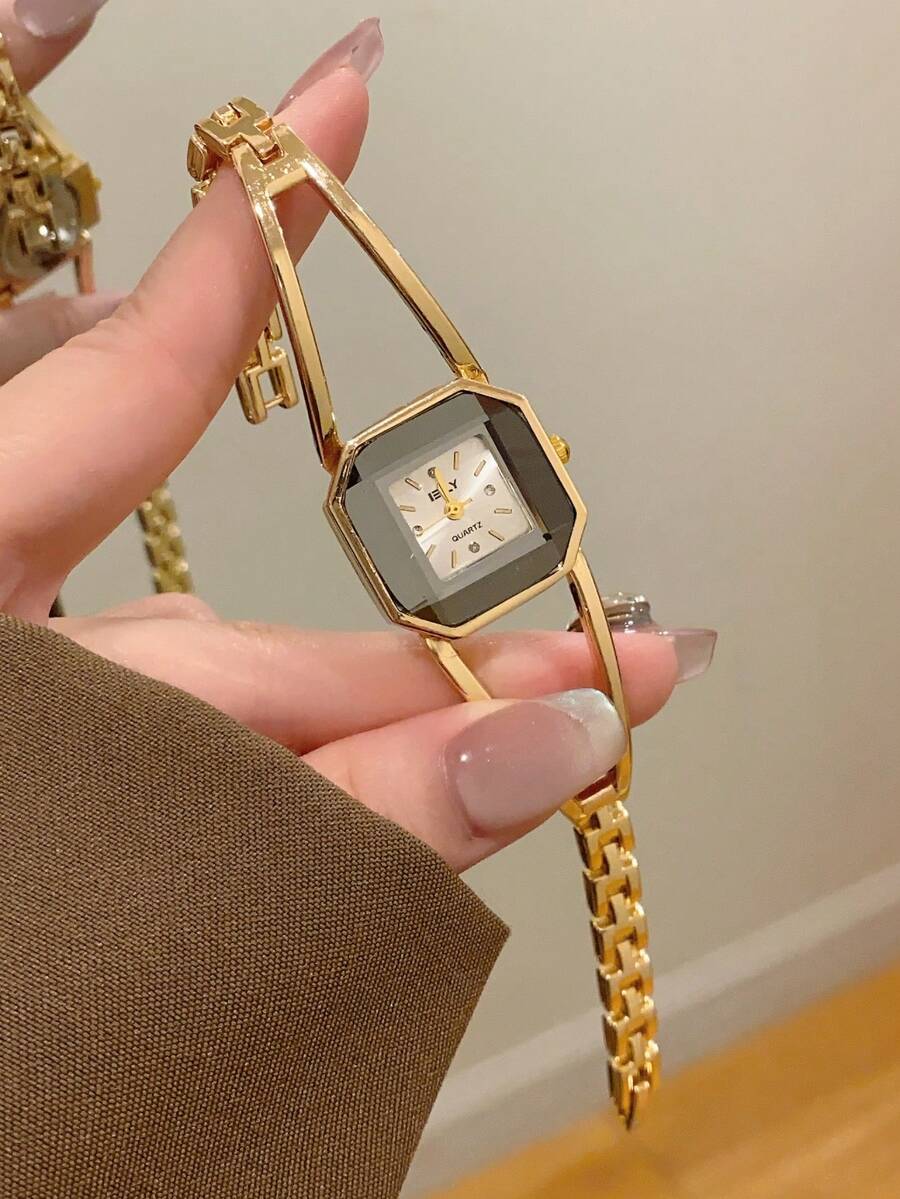 1pc Rose Gold Crystal Glass Square Dial Watch, Fashion Elegant Bracelet Watch For Women, Suitable For Daily Decoration - Gold - View 1