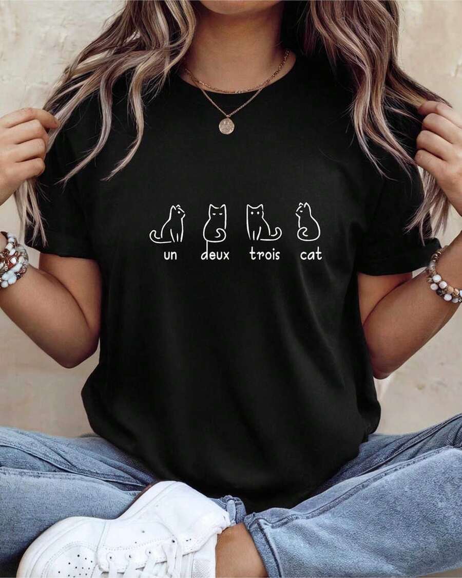 Un Deux Trois Katzen T-Shirt, Unisex T-Shirt, Lustiges Katzenshirt, Geschenk für Katzenbesitzer, Katzenliebhaber T-Shirt, 100% Baumwolle - Schwarz - Übersicht 1