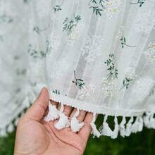 1pc Fresh Green Ditsy Floral Tassel Tablecloth, French Country White Fabric Round Table Cover, Picnic Tablecloth - Multicolor - View 6
