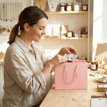1/5pcs Pink & White Gift Tote Bags With Handles, Elegant Paper Gift Bags, Suitable For Wedding, Bridal Shower, Mother's Day, Birthday, Durable & Lightweight Kraft Paper Packaging, Perfect For Small Gifts, Party Supplies, Halloween, Christmas, Gift Wrapping - Multicolor - View 7