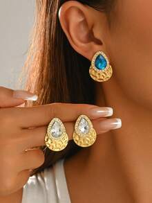 1 Pair 18K Gold Hammered Water Drop Colorful Cubic Zirconia Stud Earrings For Women, Stainless Steel Vintage Embossed Geometric Earrings, Luxury Palace Style Evening Party Atmosphere Elegant Jewelry, Perfect Gift For Women On Valentine's Day, Anniversary, Christmas, Thanksgiving, Halloween, Mother's Day And Other Holidays - Yellow Gold - View 8