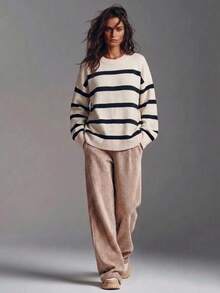 Black & White Contrast Crew Neck Loose Pullover Sweater, Women's New Spring/Autumn/Winter Minimalist Casual Commute Knit Top - Black and White - View 4