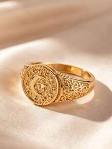 A Vintage-Style, Openwork Star And Moon Pattern Wide Ring For Women, Suitable For Parties, Everyday Wear, And A Top Choice For Gifting. - Multicolor - View 3